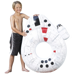 Illustration for article titled Star Wars Pool Inflatables Impress Princess Leia (Bikini Version)
